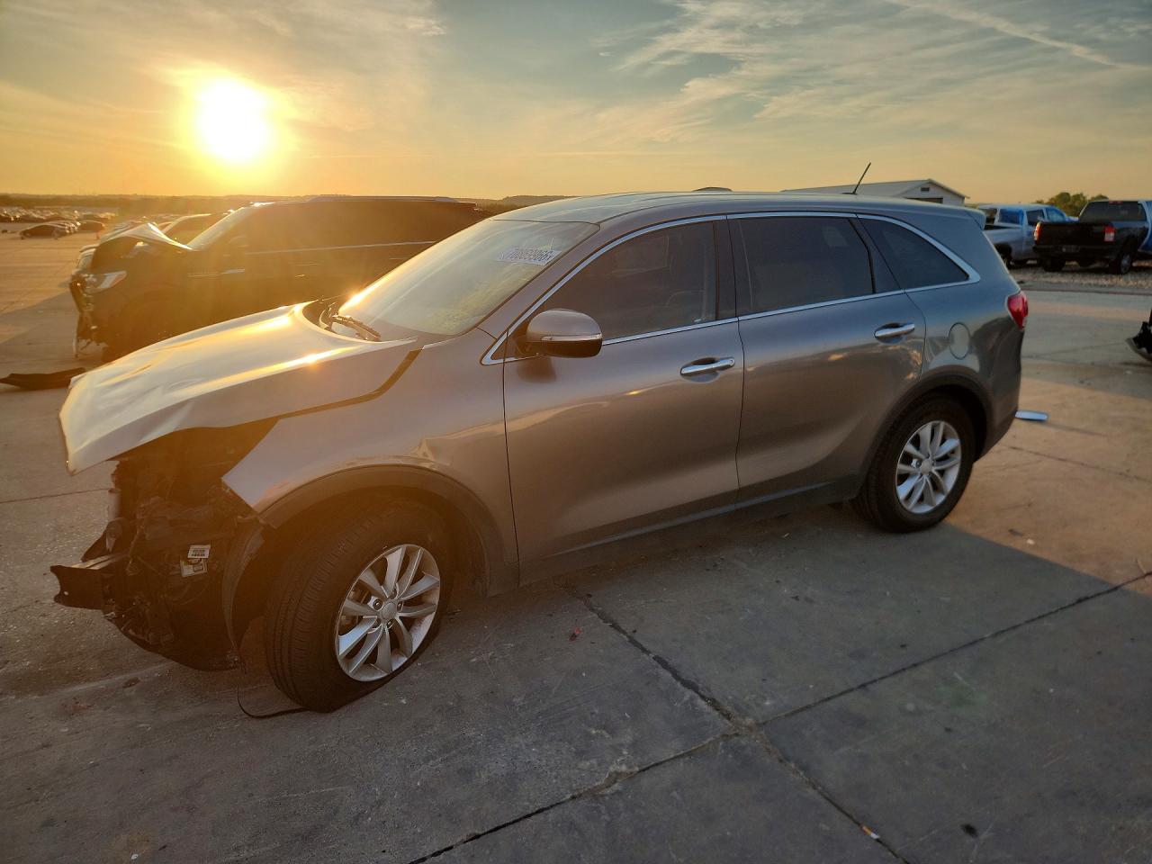 2018 KIA SORENTO L | 5XYPG4A35JG422805 | UPCARS