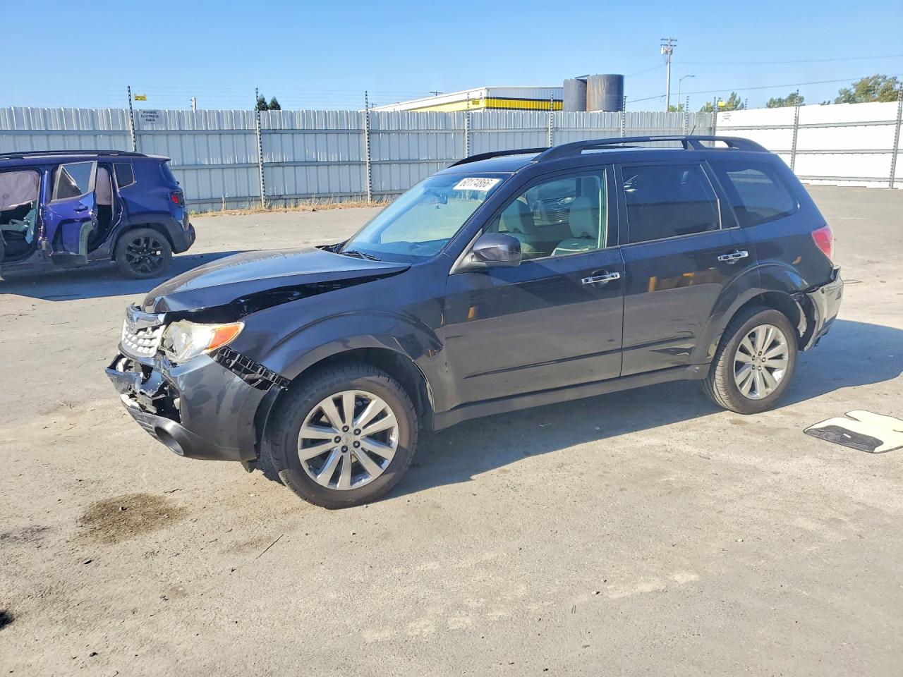 2012 SUBARU FORESTER LIMITED | JF2SHAFC8CH457137 | UPCARS
