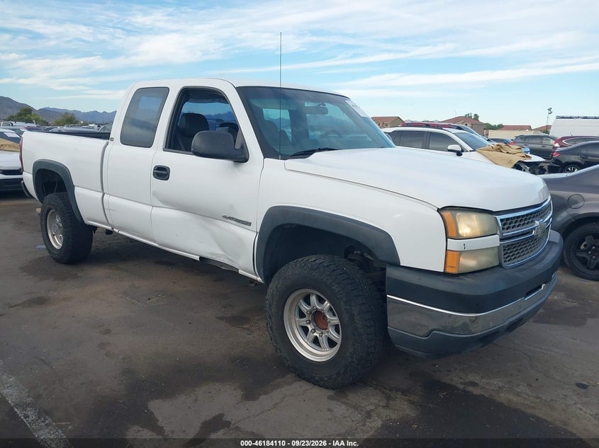 2005 CHEVROLET SILVERADO 2500HD WORK TRUCK | 1GCHC29U15E209219 | UPCARS