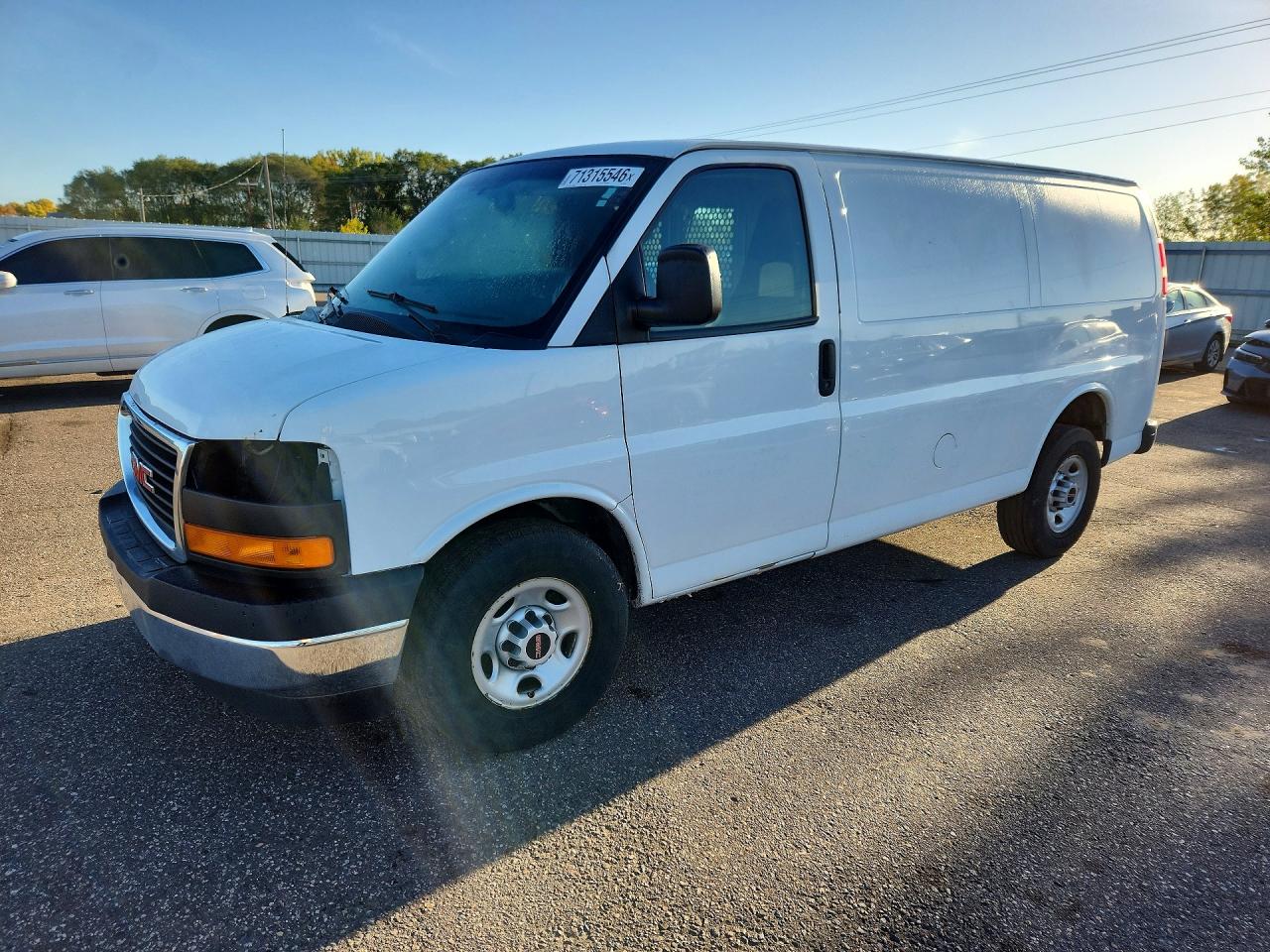 2018 GMC SAVANA G2500 | 1GTW7AFG2J1902497 | UPCARS