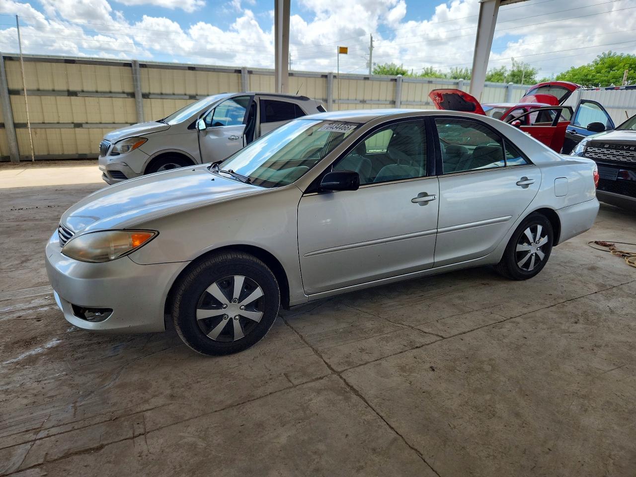 2006 TOYOTA CAMRY STANDARD | 4T1BE32K26U737126 | UPCARS