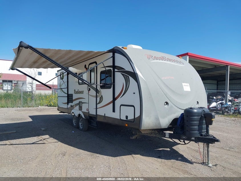 2015 CRUISER R-24BHDS | 5RXTF2422F2203176 | UPCARS