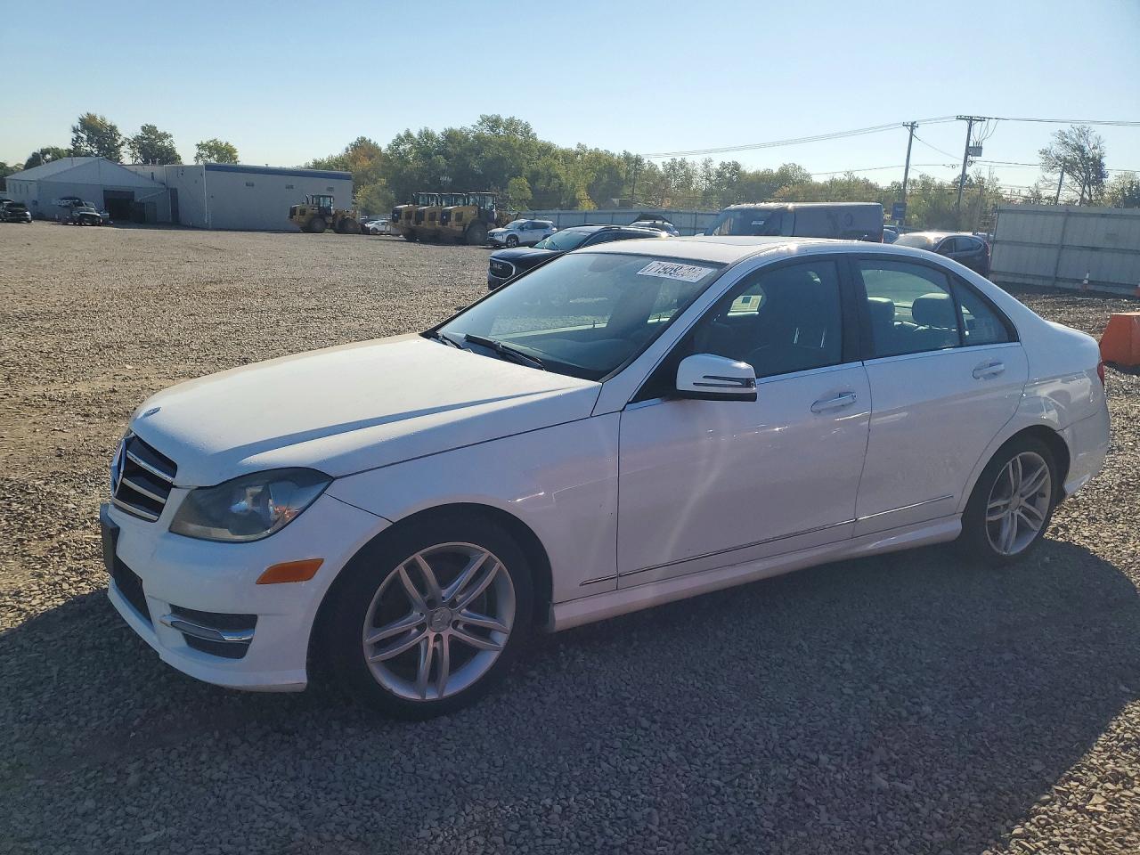 2014 MERCEDES-BENZ C-CLASS 250 | WDDGF4HB0EA932488 | UPCARS