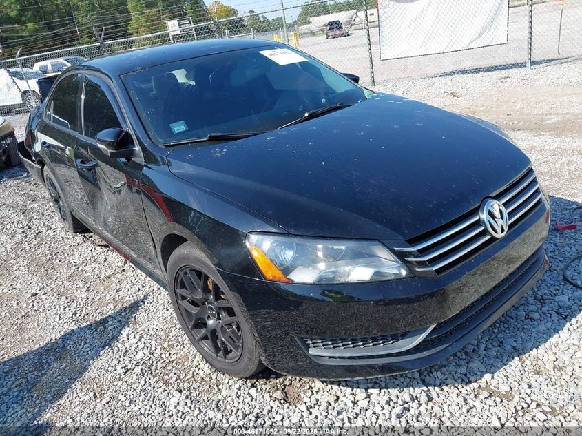 2013 VOLKSWAGEN PASSAT 2.5L S | 1VWAH7A31DC095507 | UPCARS