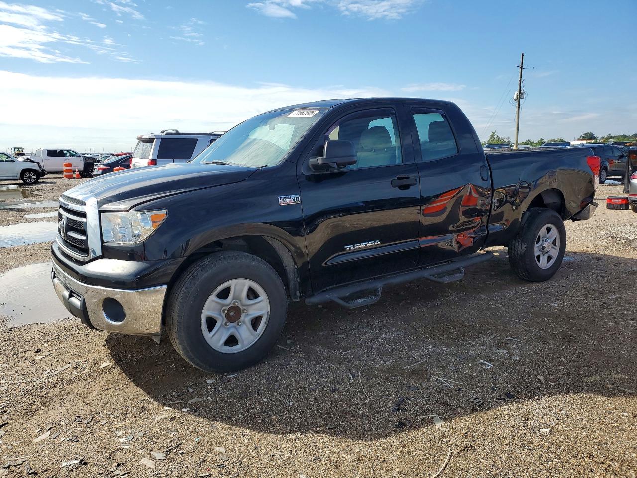 2011 TOYOTA TUNDRA DOUBLE CAB SR5 | 5TFRY5F1XBX099773 | UPCARS
