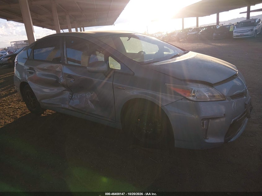 2015 TOYOTA PRIUS THREE | JTDKN3DU9F1883303 | UPCARS