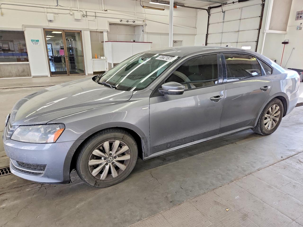 2014 VOLKSWAGEN PASSAT S | 1VWAP7A35EC002458 | UPCARS