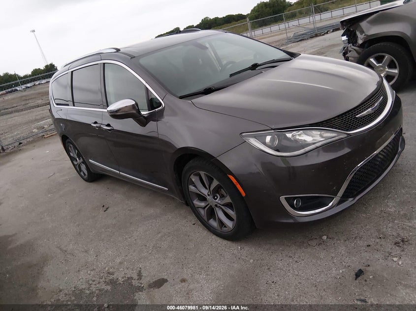 2019 CHRYSLER PACIFICA LIMITED | 2C4RC1GG9KR550250 | UPCARS