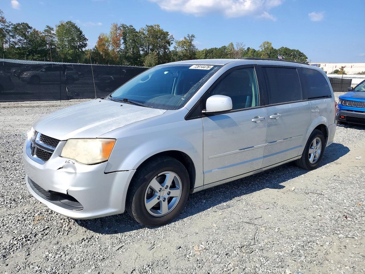 2011 DODGE CARAVAN MAINSTREET | 2D4RN3DG8BR639739 | UPCARS
