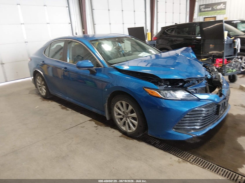 2019 TOYOTA CAMRY LE | 4T1B11HK0KU260973 | UPCARS
