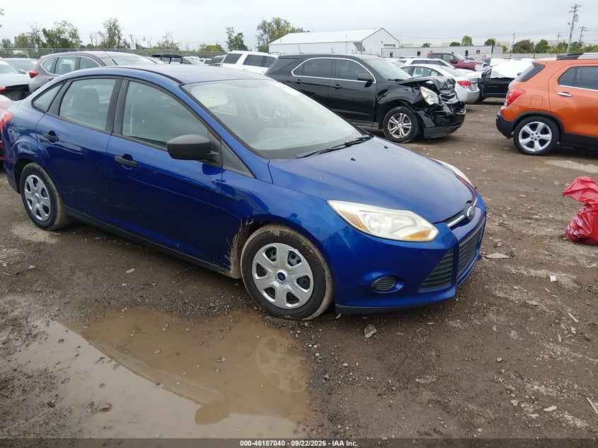 2012 FORD FOCU S | 1FAHP3E2XCL220944 | UPCARS