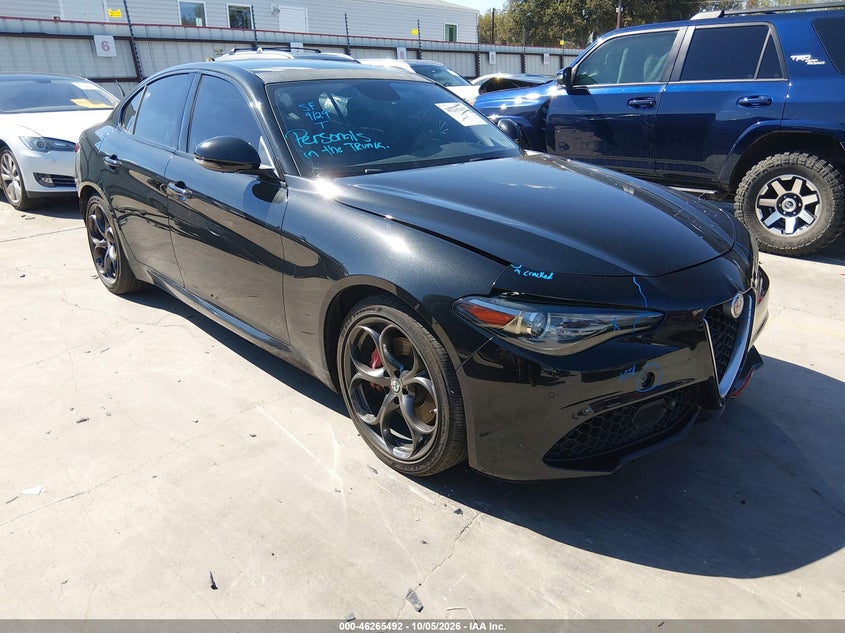 2018 ALFA ROMEO GIULIA TI SPORT AWD | ZARFAEEN2J7565972 | UPCARS