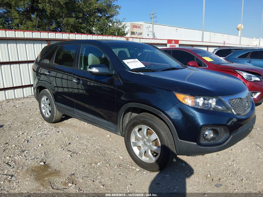 2013 KIA SORENTO LX | 5XYKT3A15DG390022 | UPCARS