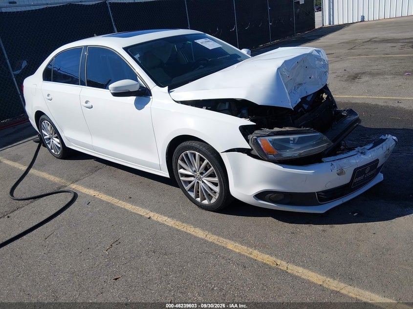 2013 VOLKSWAGEN JETTA 2.5L SEL | 3VWLX7AJ6DM279690 | UPCARS