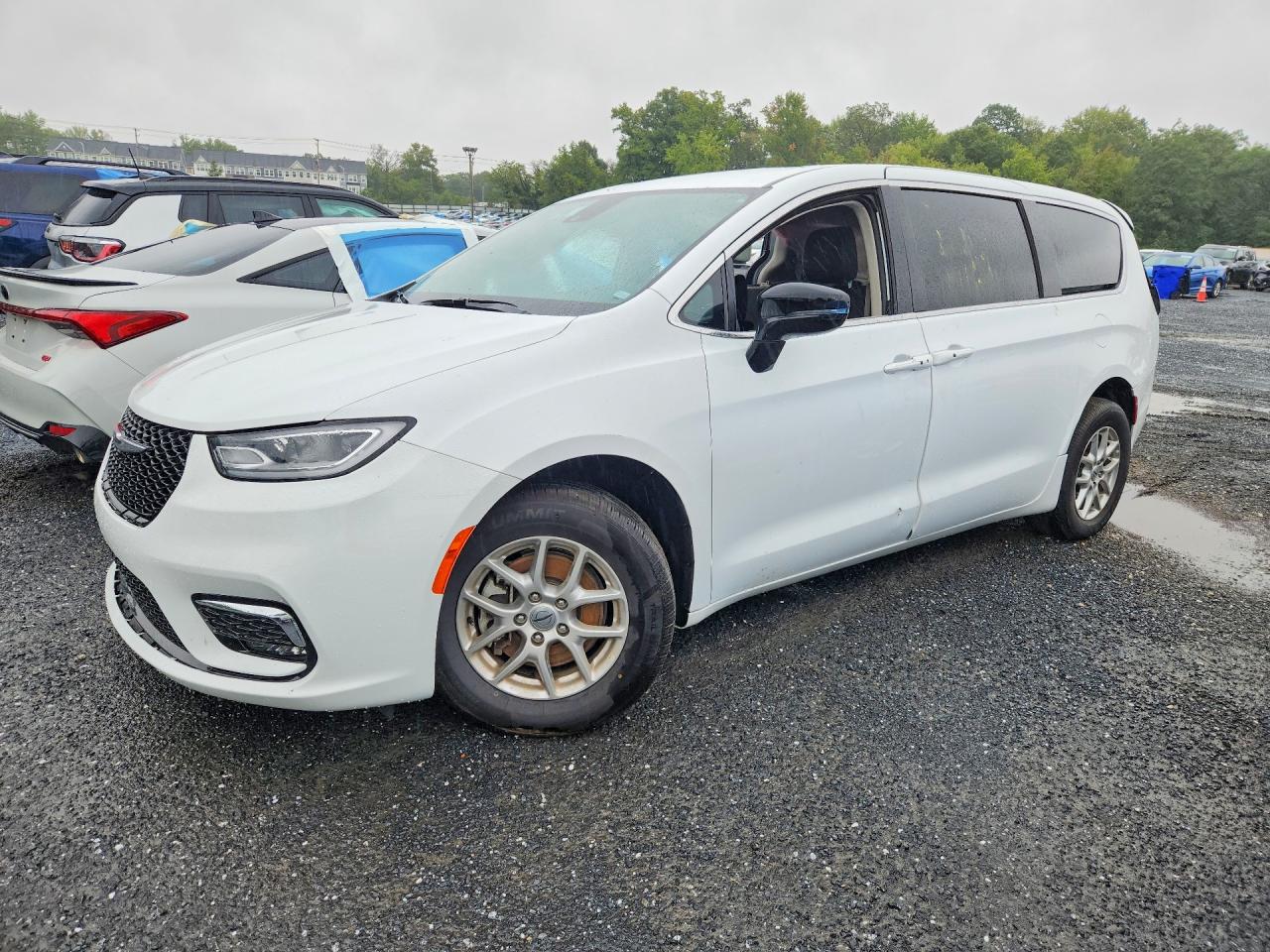 2024 CHRYSLER PACIFICA TOURING L | 2C4RC1BG8RR182256 | UPCARS