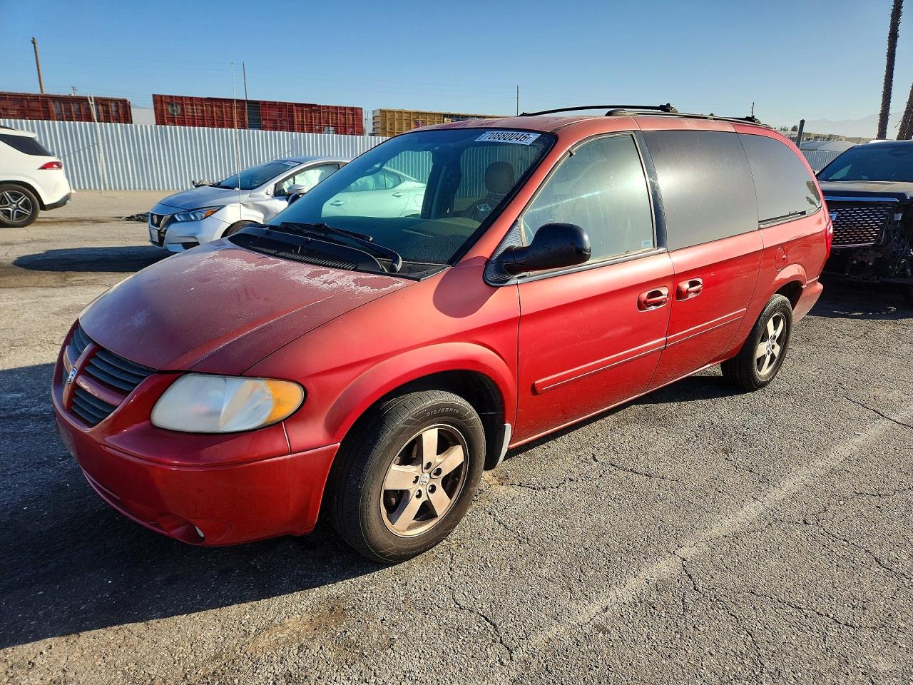2005 DODGE CARAVAN SXT | 2D4GP44L45R117490 | UPCARS