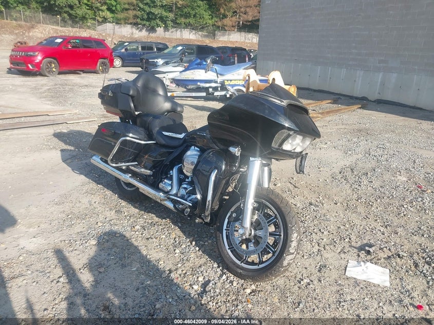 2016 HARLEY-DAVIDSON FLTRU | 1HD1KGL19GB669814 | UPCARS