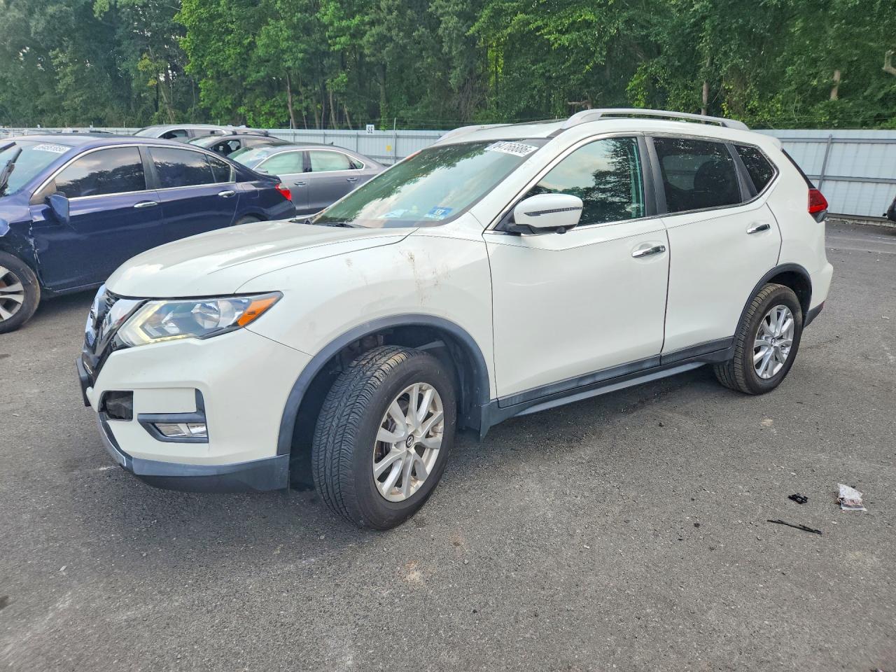 2017 NISSAN ROGUE SV | 5N1AT2MV9HC751598 | UPCARS