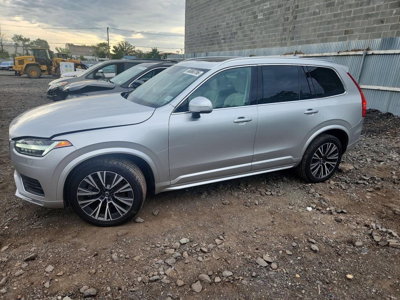 2022 VOLVO XC90 T5 MOMENTUM | YV4102PK2N1821509 | UPCARS