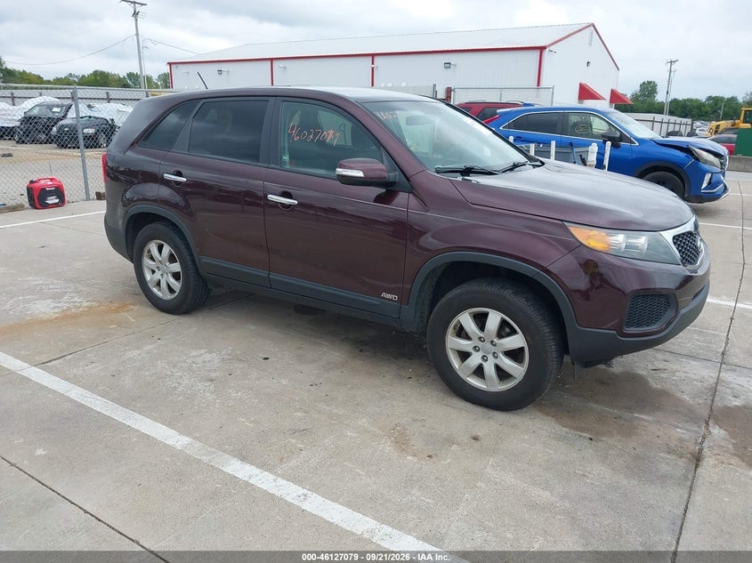 2013 KIA SORENTO LX | 5XYKTCA61DG354064 | UPCARS