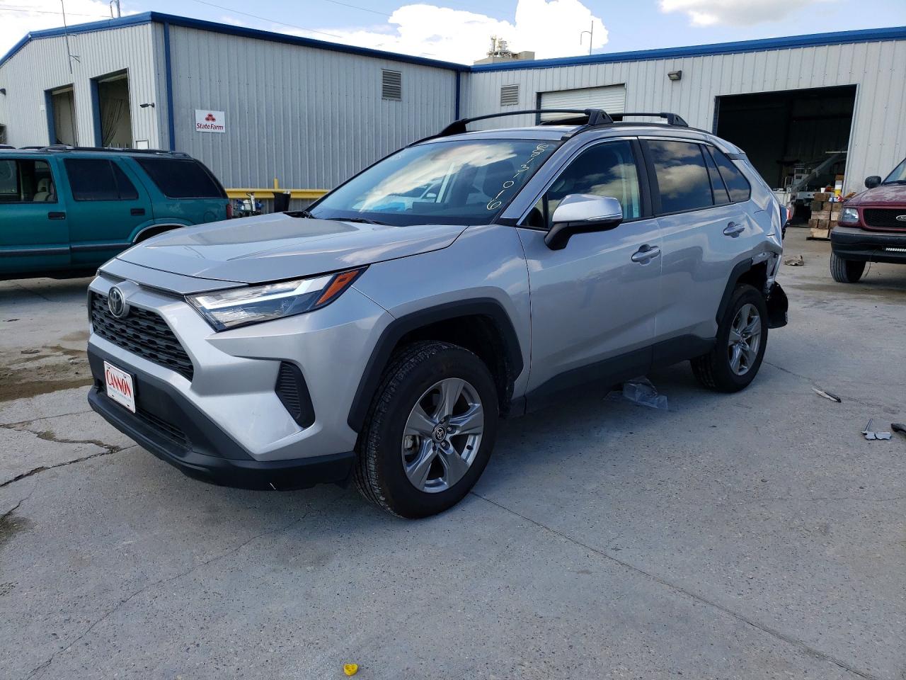 2025 TOYOTA RAV4 XLE | 2T3W1RFV4SC363934 | UPCARS