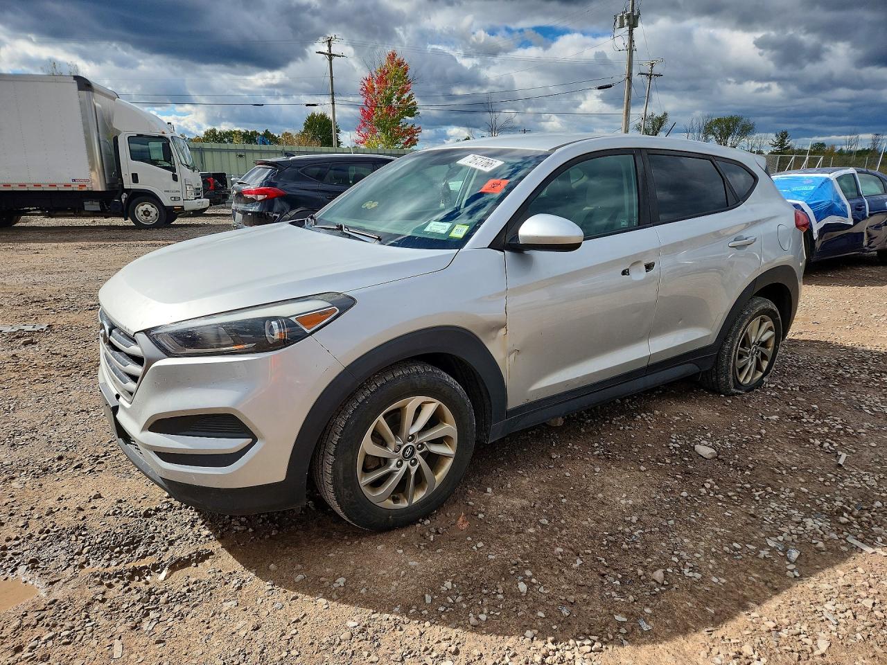 2018 HYUNDAI TUCSON SE | KM8J2CA42JU807384 | UPCARS