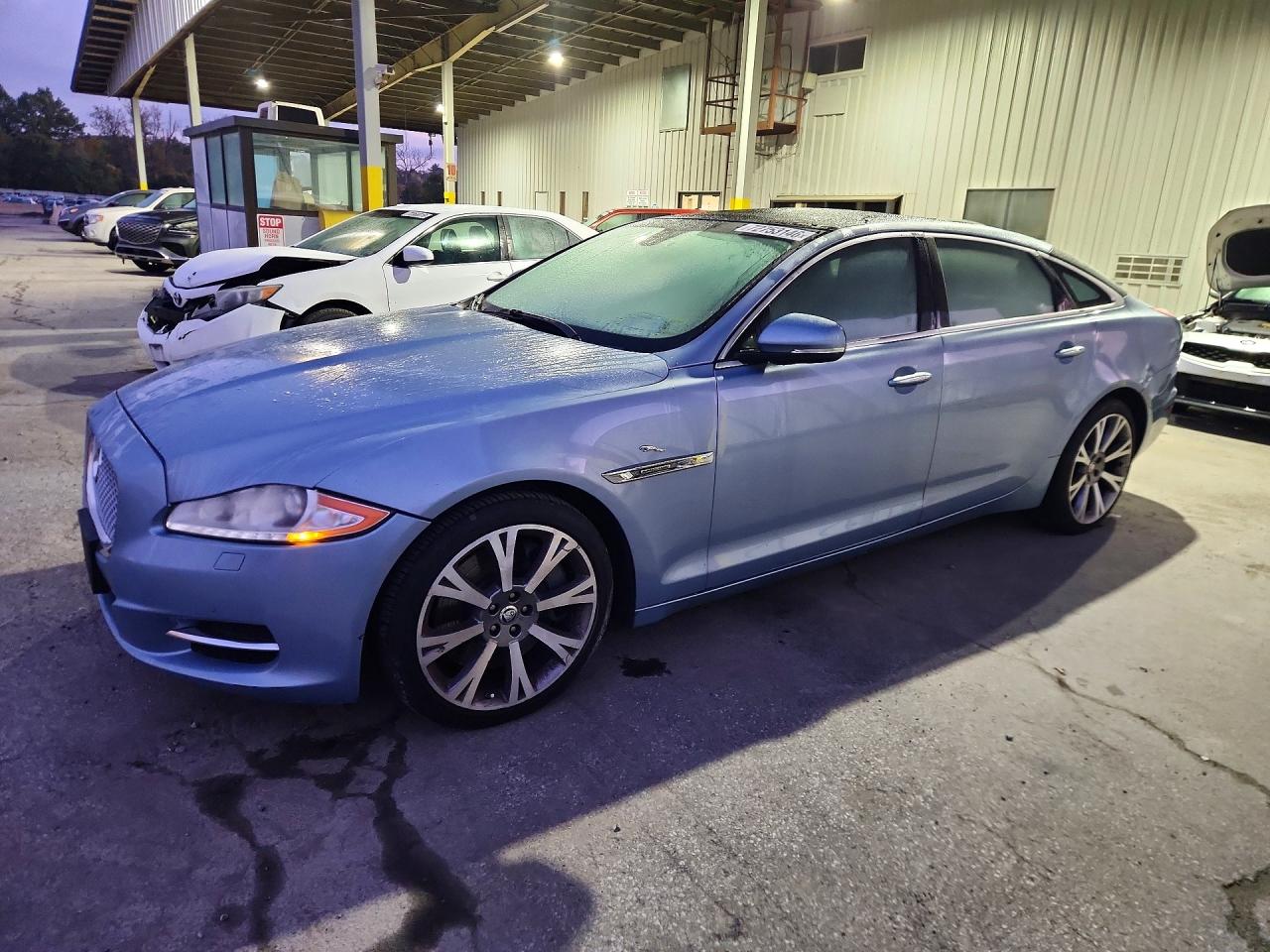 2010 JAGUAR XJ PORTFOLIO | SAJWA2GE2AMV00323 | UPCARS