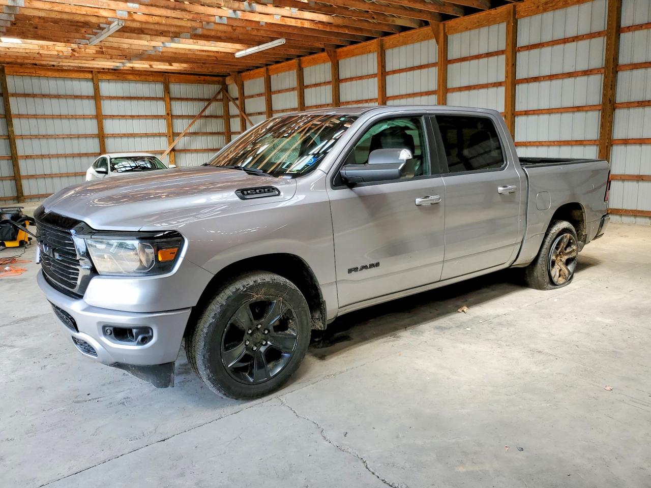 2020 RAM 1500 BIG HORN/LONE STAR | 1C6RRFFG9LN122617 | UPCARS