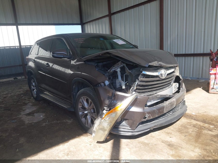 2014 TOYOTA HIGHLANDER LE PLUS V6 | 5TDZKRFH6ES011592 | UPCARS