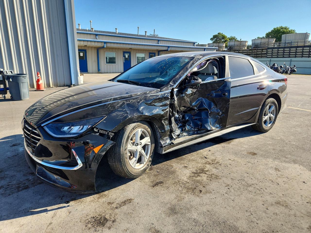 2023 HYUNDAI SONATA SE | KMHL24JA7PA257422 | UPCARS