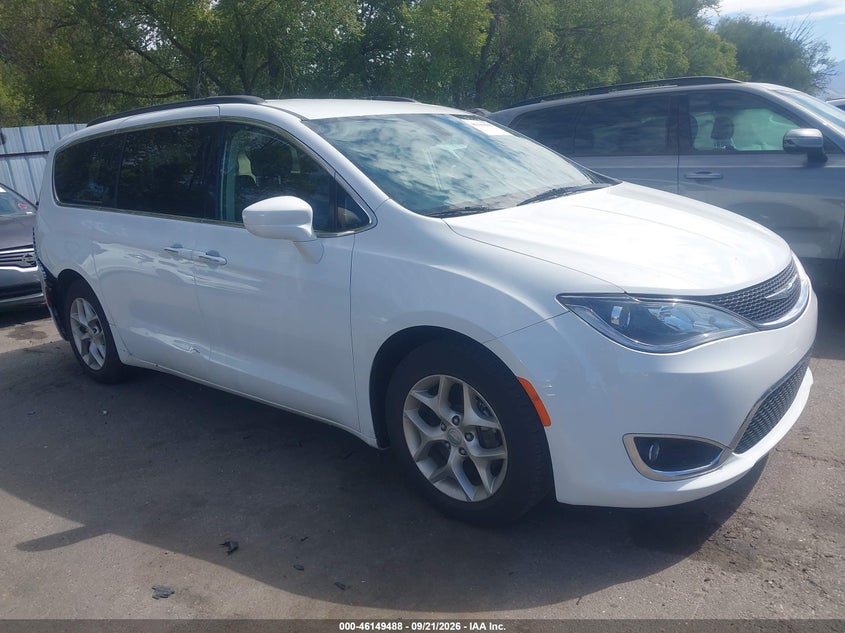 2018 CHRYSLER PACIFICA TOURING PLUS | 2C4RC1FG0JR315039 | UPCARS