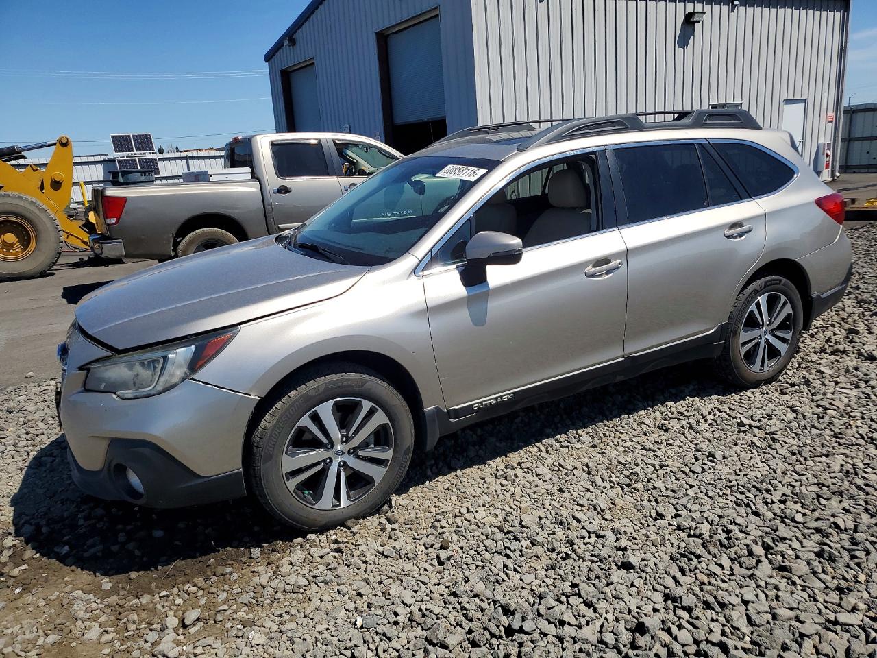 2018 SUBARU OUTBACK 3.6R LIMITED | 4S4BSENC2J3220111 | UPCARS