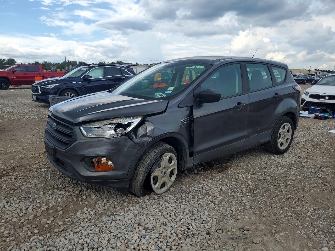 2017 FORD ESCAPE S | 1FMCU0F71HUD85414 | UPCARS