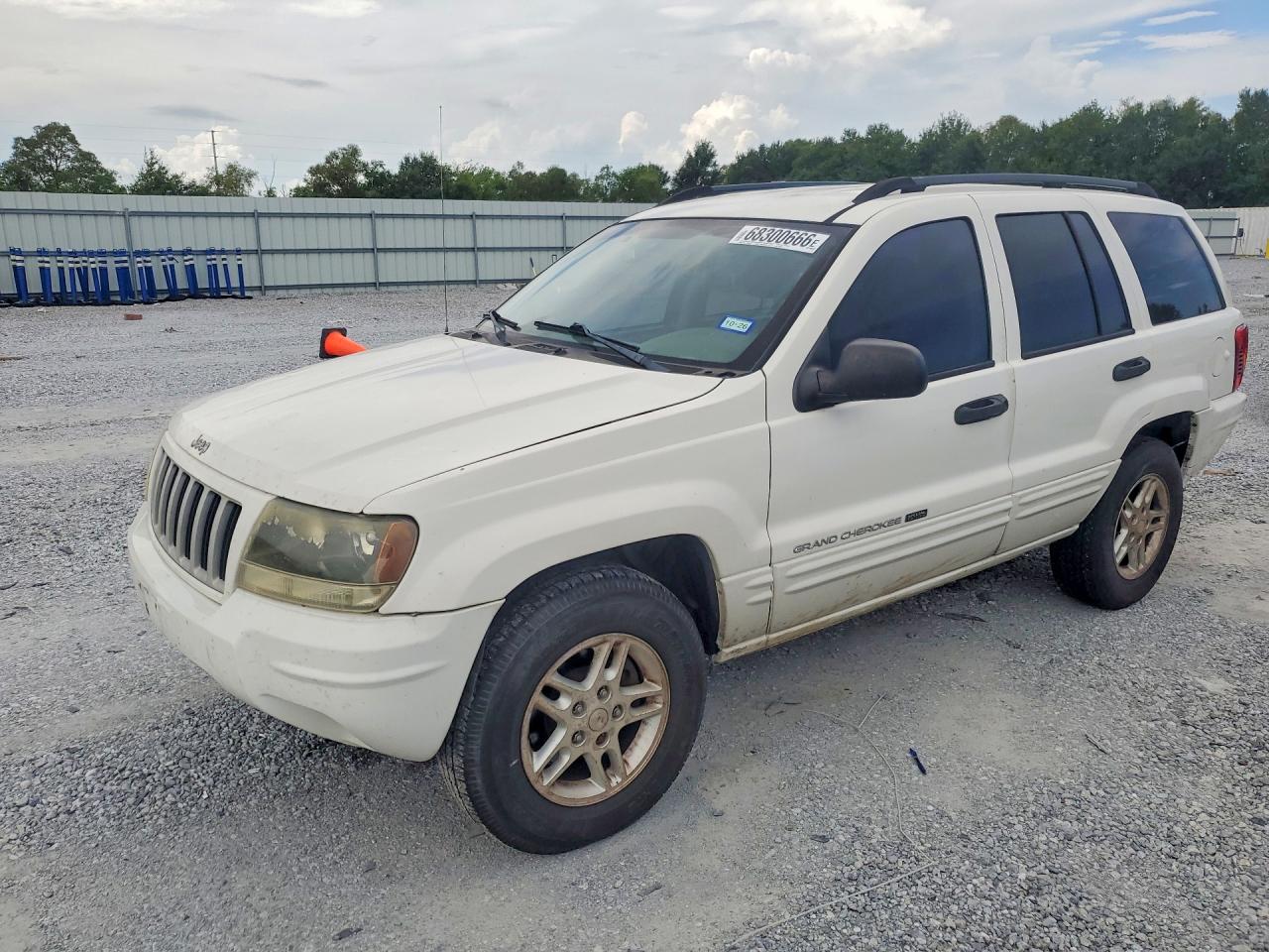 2004 JEEP CHEROKEE LAREDO | 1J4GX48S44C360460 | UPCARS