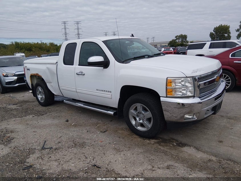 2013 CHEVROLET SILVERADO 1500 LT | 1GCRKSE75DZ319639 | UPCARS