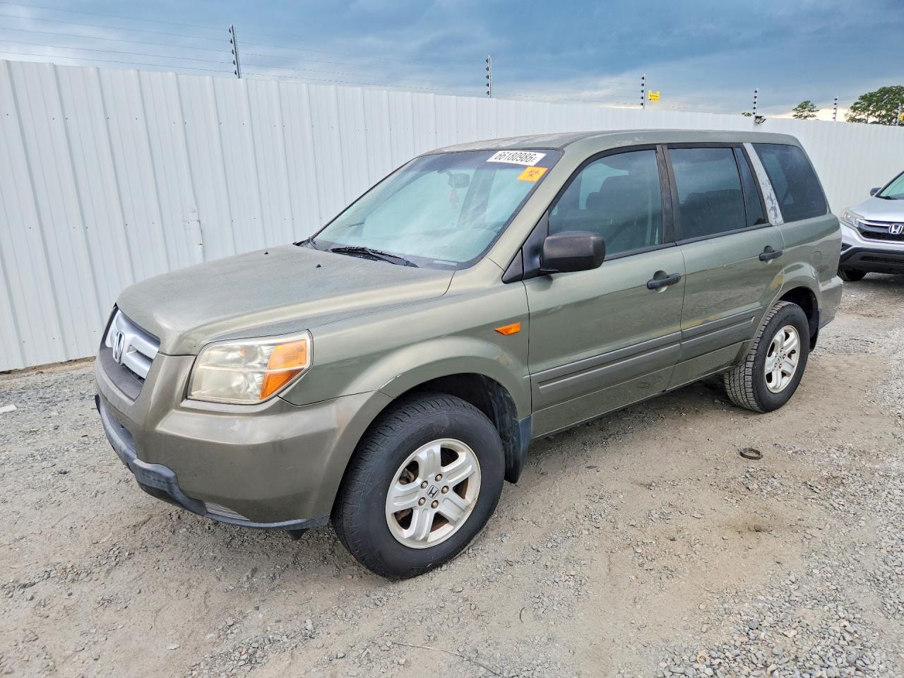 2007 HONDA PILOT LX | 5FNYF28137B016585 | UPCARS