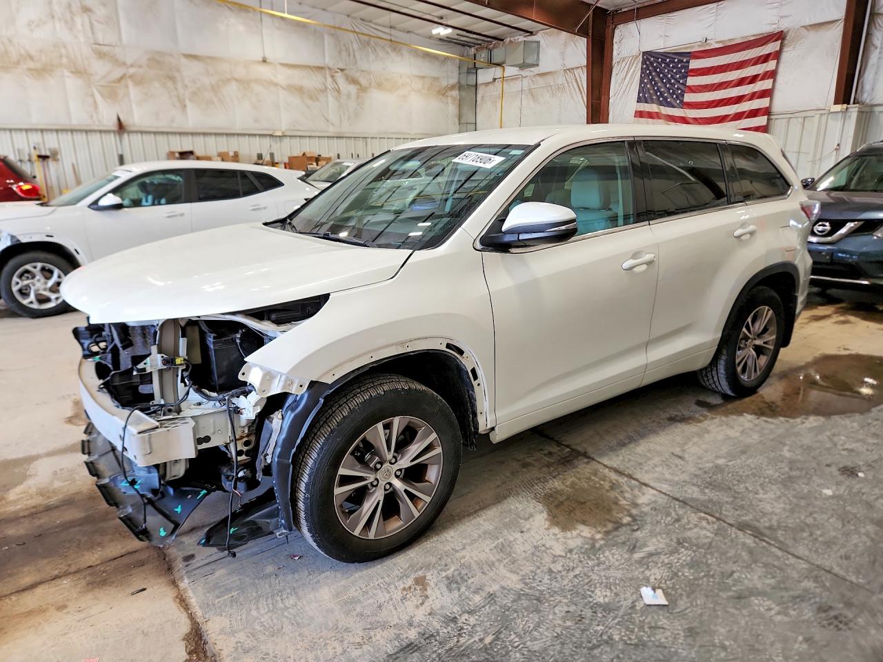 2015 TOYOTA HIGHLANDER LE PLUS | 5TDBKRFH4FS106168 | UPCARS