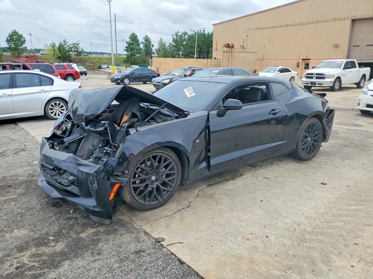 2017 CHEVROLET CAMARO LT | 1G1FD1RS5H0143040 | UPCARS