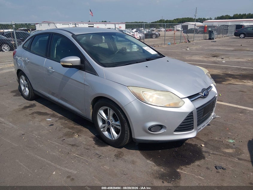 2014 FORD FOCU SE | 1FADP3F20EL421770 | UPCARS
