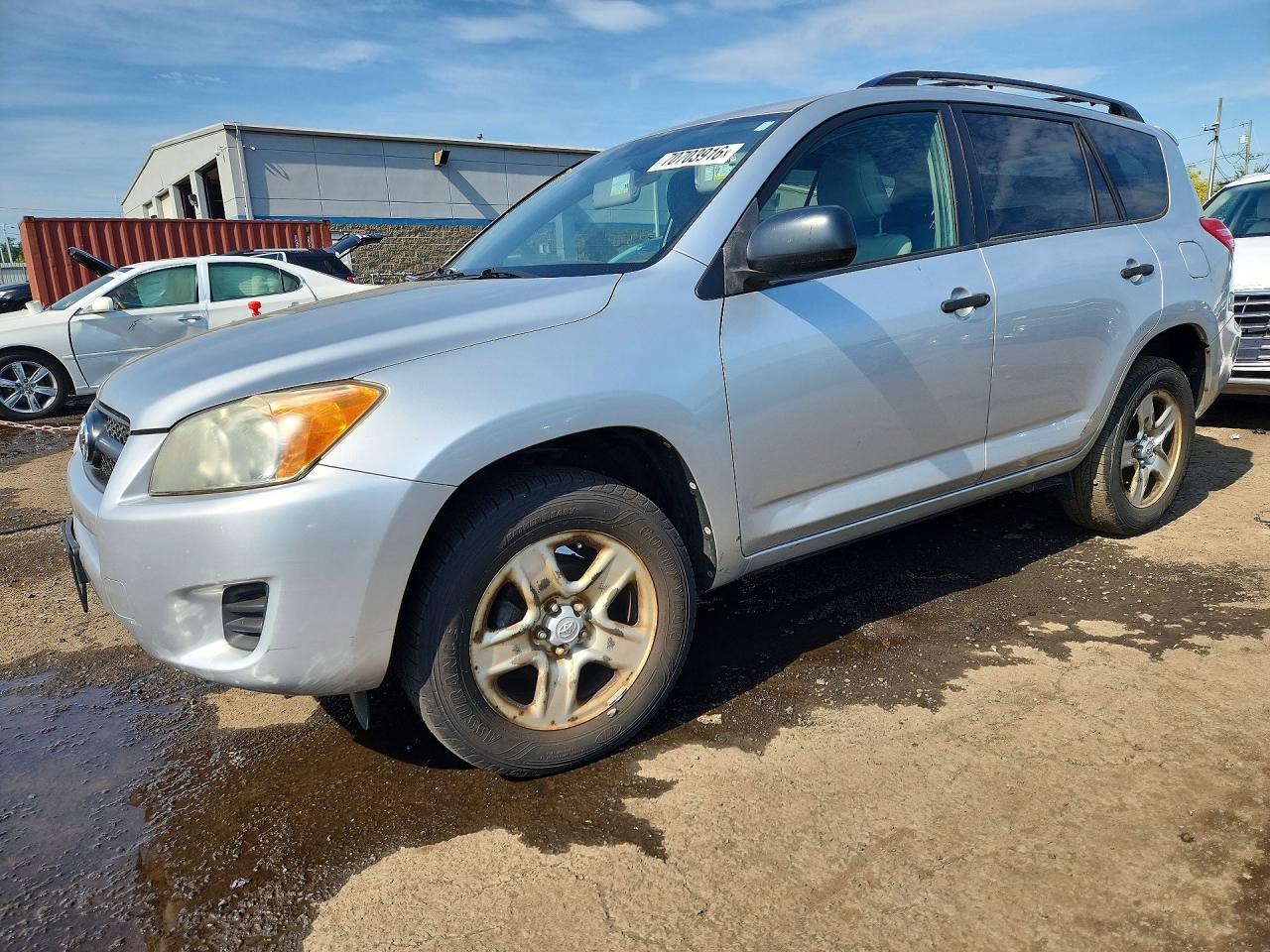2011 TOYOTA RAV4 BASE | JTMBF4DV6BD042477 | UPCARS