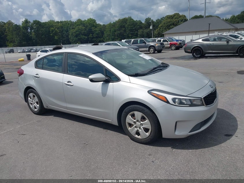 2017 KIA FORTE LX | 3KPFL4A77HE104038 | UPCARS