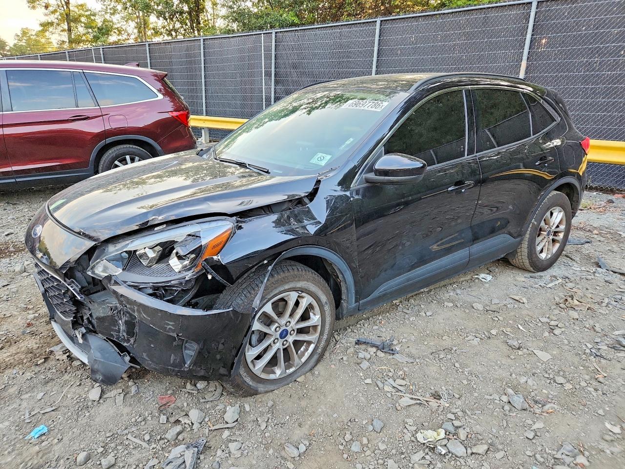 2020 FORD ESCAPE SE | 1FMCU9G63LUB84519 | UPCARS