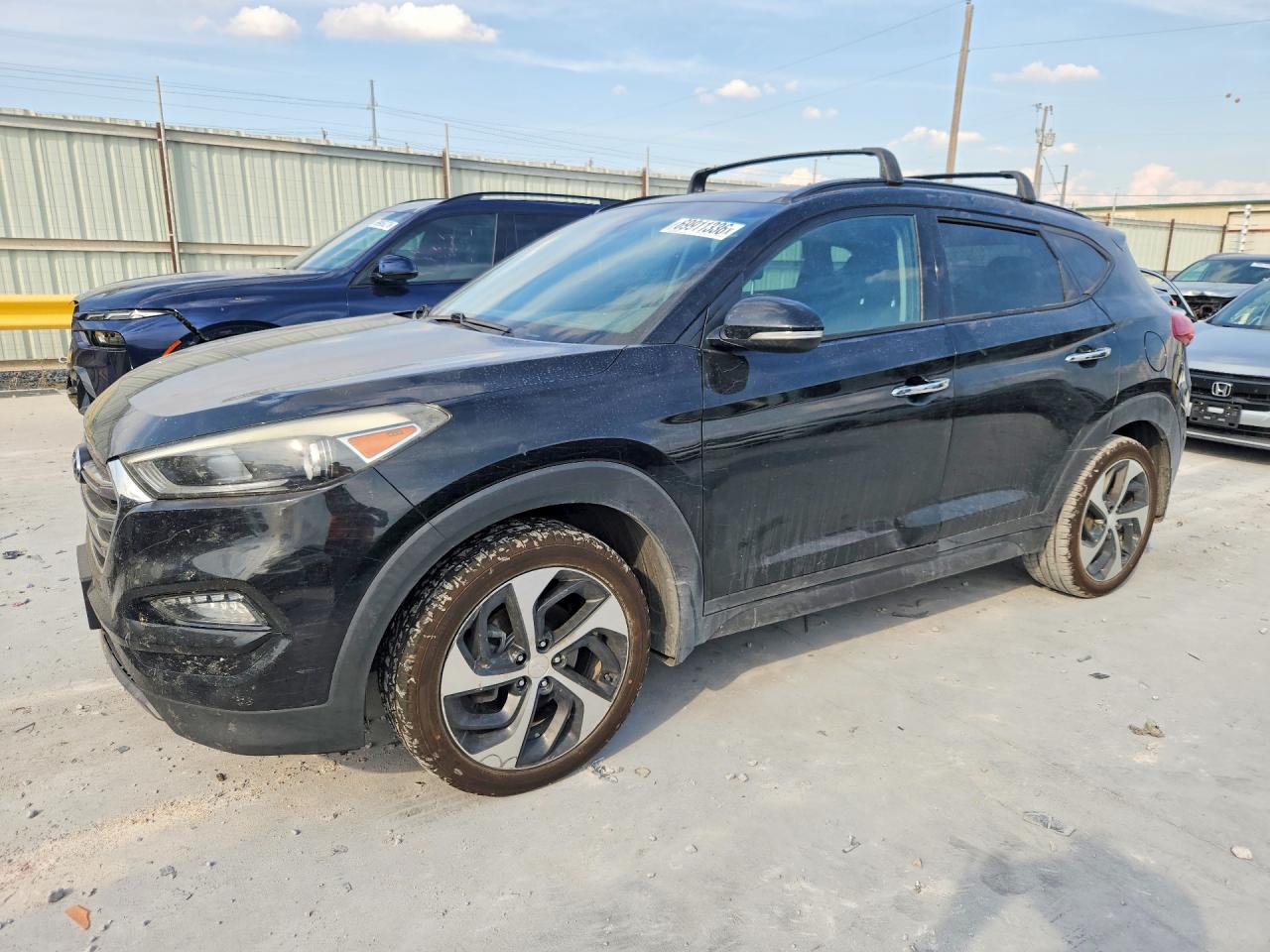 2016 HYUNDAI TUCSON LIMITED | KM8J3CA27GU243509 | UPCARS
