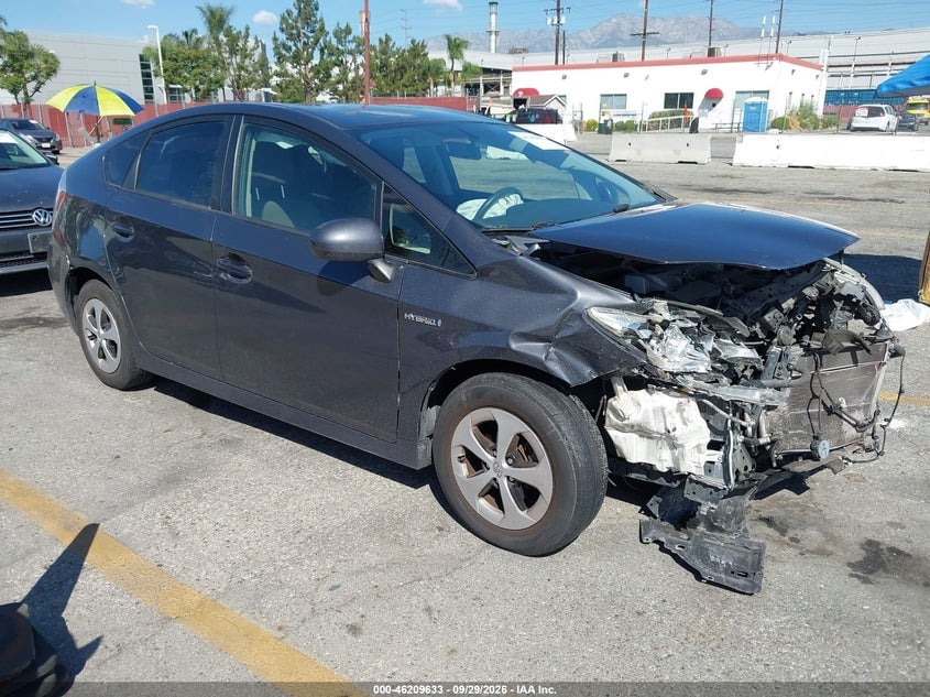2015 TOYOTA PRIUS TWO | JTDKN3DU4F0449537 | UPCARS