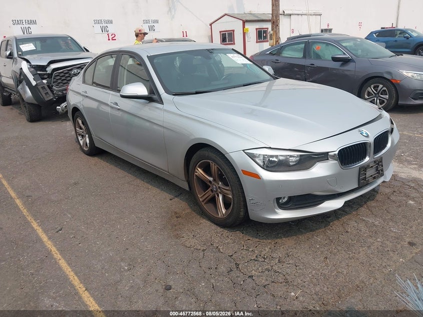 2013 BMW 320I | WBA3B1C58DK130085 | UPCARS