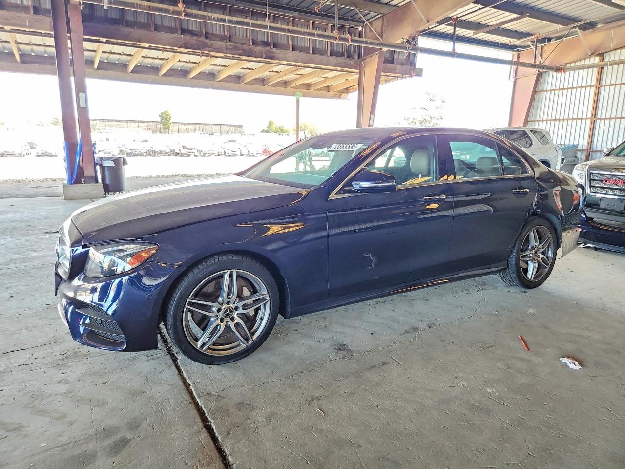 2018 MERCEDES-BENZ E-CLASS 300 | WDDZF4JB0JA316738 | UPCARS