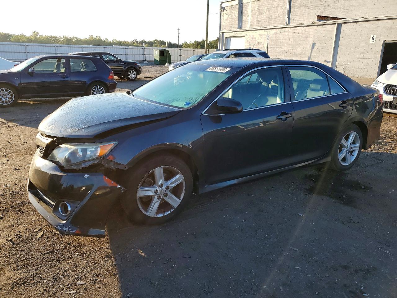 2014 TOYOTA CAMRY SE | 4T1BF1FK0EU368678 | UPCARS