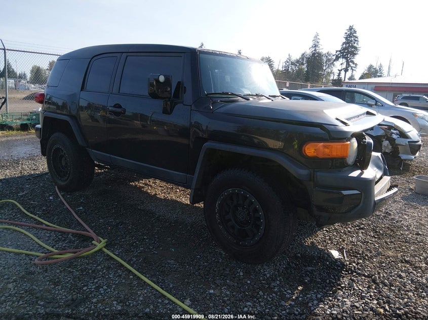 2012 TOYOTA FJ CRUISER | JTEBU4BF1CK122540 | UPCARS