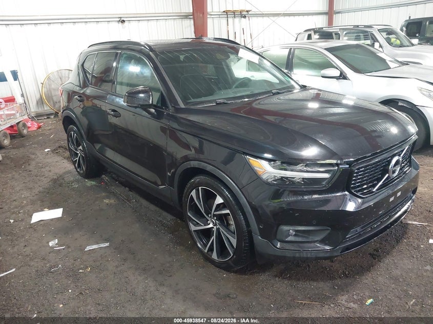 2022 VOLVO XC40 T4 R-DESIGN | YV4AC2HM8N2642750 | UPCARS