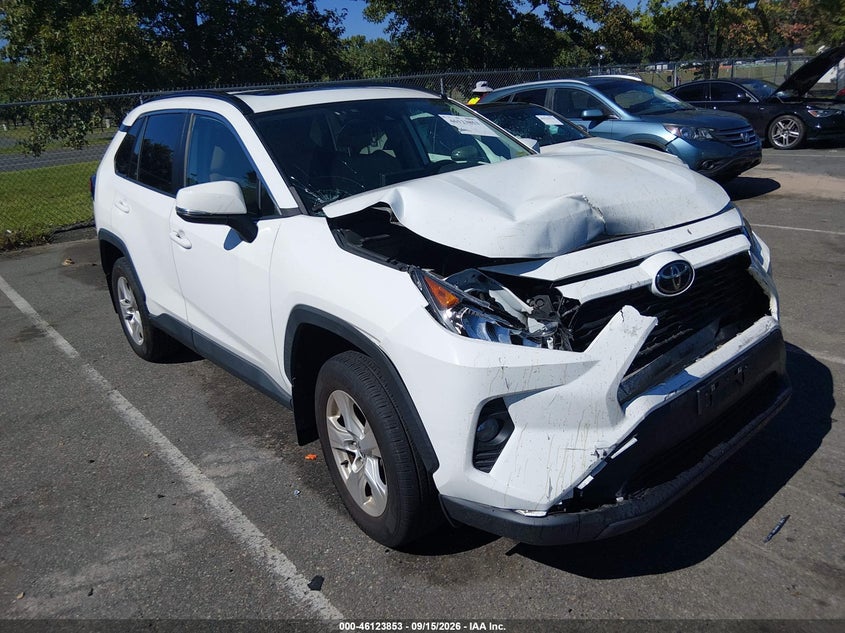 2021 TOYOTA RAV4 XLE | 2T3P1RFV7MC195973 | UPCARS